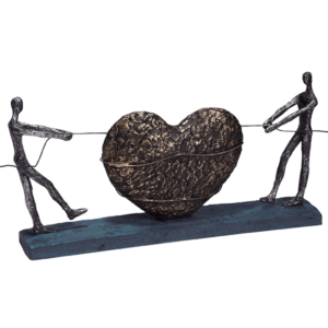 פסל אמנותי לעסק זוג עם לב